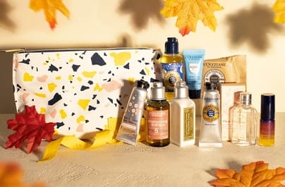 Omaggio pochette + 7 cosmetici + Eau de Toilette + Siero su L'Occitane