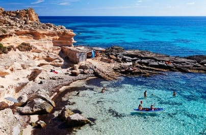 Voli aerei Ibiza low cost da 71€ su Lol Travel
