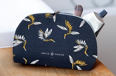 Omaggio pochette blu su Envie de Fraise