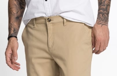 Fino al 73% di sconto: pantaloni e bermuda Uomo