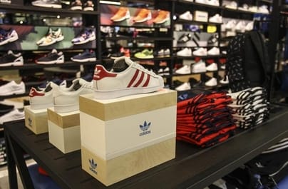 Reso gratis entro 100 giorni su Adidas