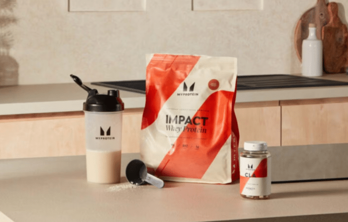 Integratori sportivi e proteine in polvere per allenamento e recupero acquistabili online