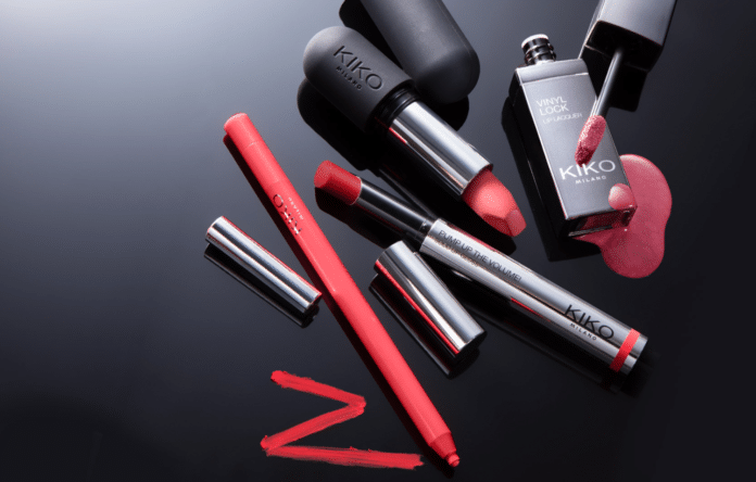 Trucchi e prodotti make-up economici ideali per acquistare cosmetici online risparmiando