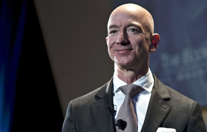 Jeff Bezos guadagna 13 miliardi in