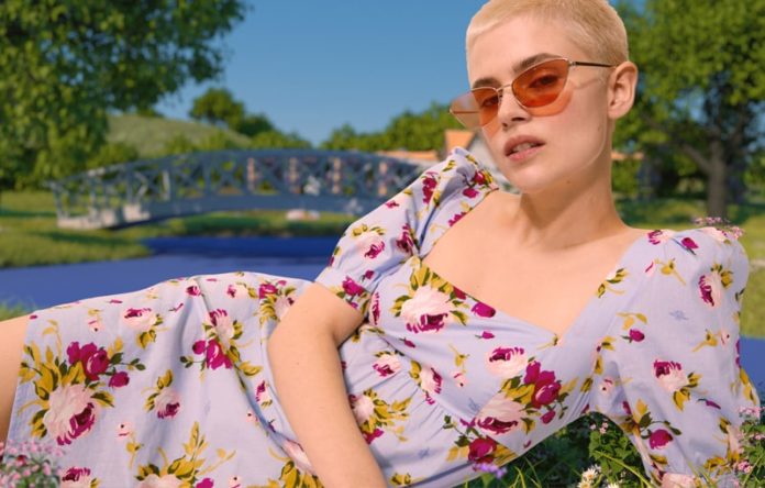 Collezione moda donna Primavera Stradivarius