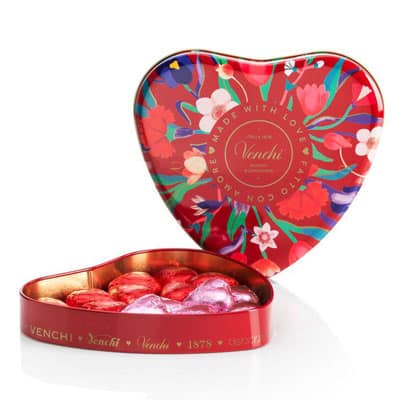 confezione in latta a forma di cuore con Valentines assortiti
