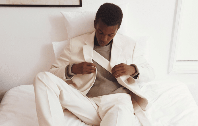 Immagine promozionale del brand Off-White su Topnegozi con sconto attivo del 10% e spedizione gratuita