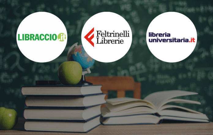 Loghi di Libraccio, Feltrinelli e Libreria Universitaria con pila di libri scolastici sullo sfondo
