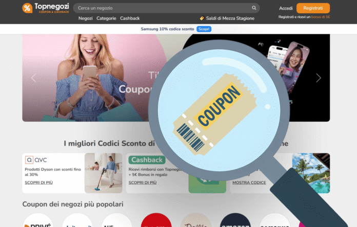Lente d’ingrandimento che osserva un coupon online sulla homepage Topnegozi per l’articolo dedicato all’analisi di migliaia di codici sconto e offerte online